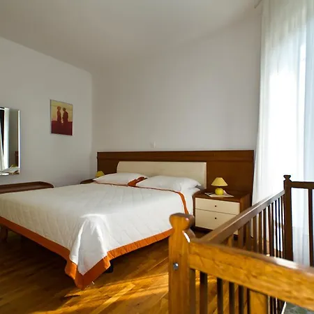 아파트 Gasparini 풀라